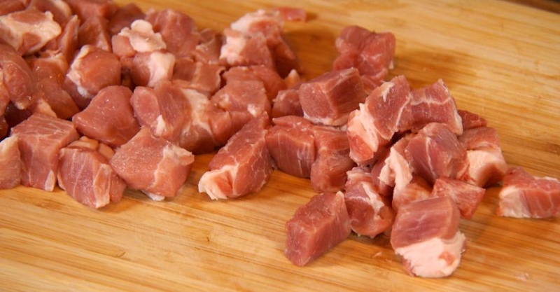 Яблочно-мясной коблер