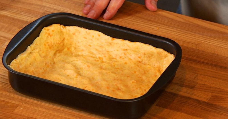 Яблочно-мясной коблер