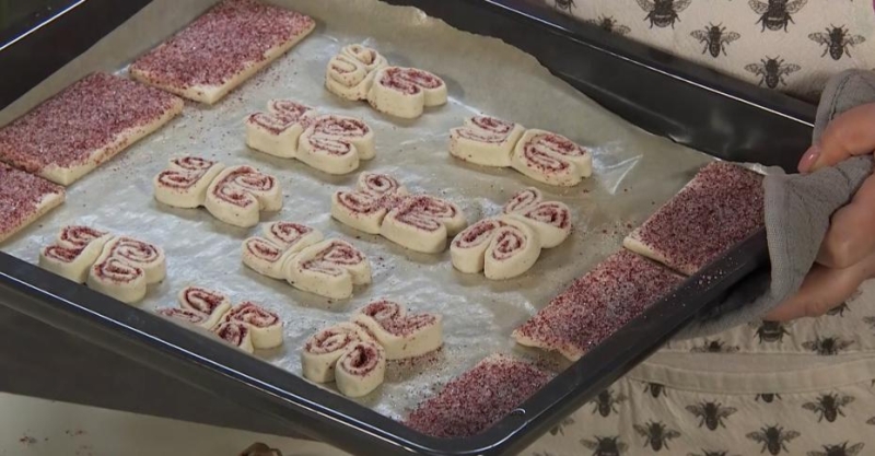Слоёные «язычки» и «бабочки»