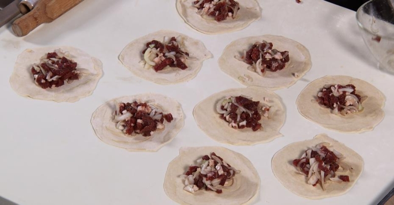 Самса с говядиной и курдюком