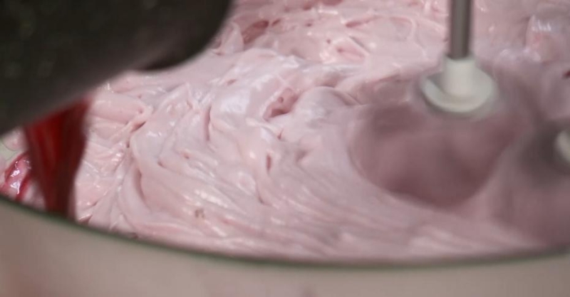 Зефирный торт с вишней и черешней