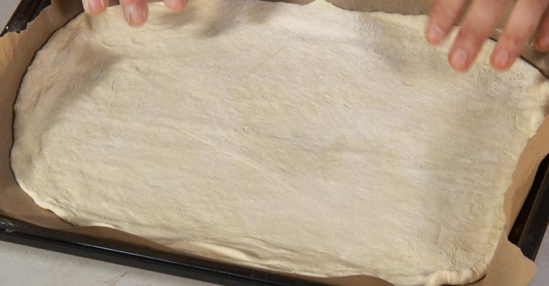 Тарт фламбе с лисичками