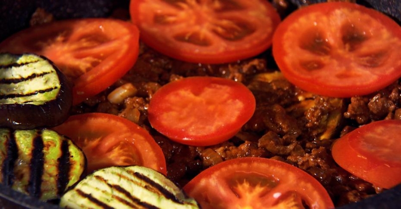 Мусака с гранатовым соком