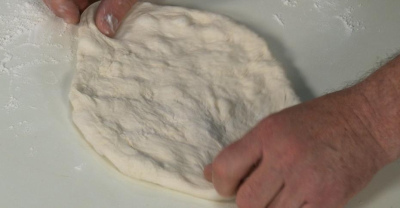 Дрожжевой пирог с картошкой и сыром
