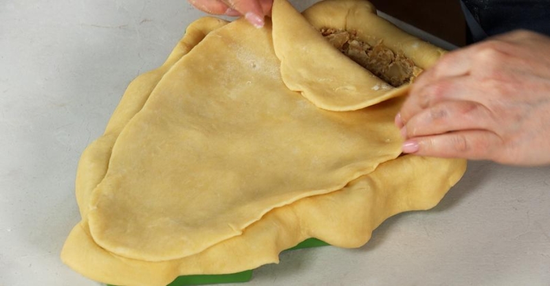 Сливочный пирог с капустой