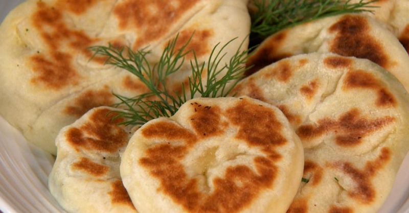 Чесночные лепёшки